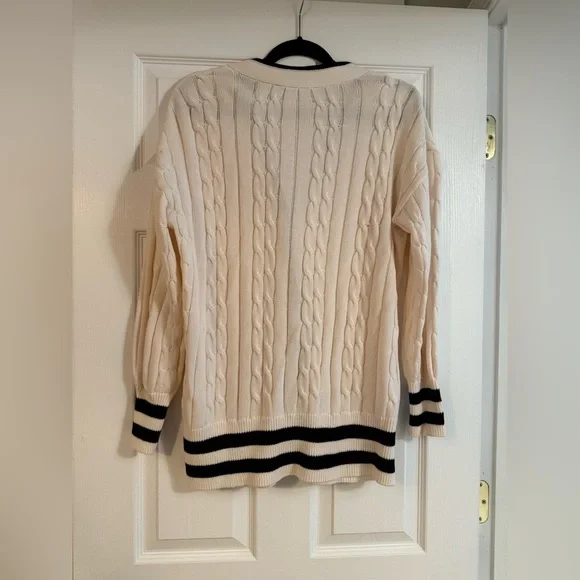 Loft Tipped V-Neck Cardigan - Picture 3 of 3